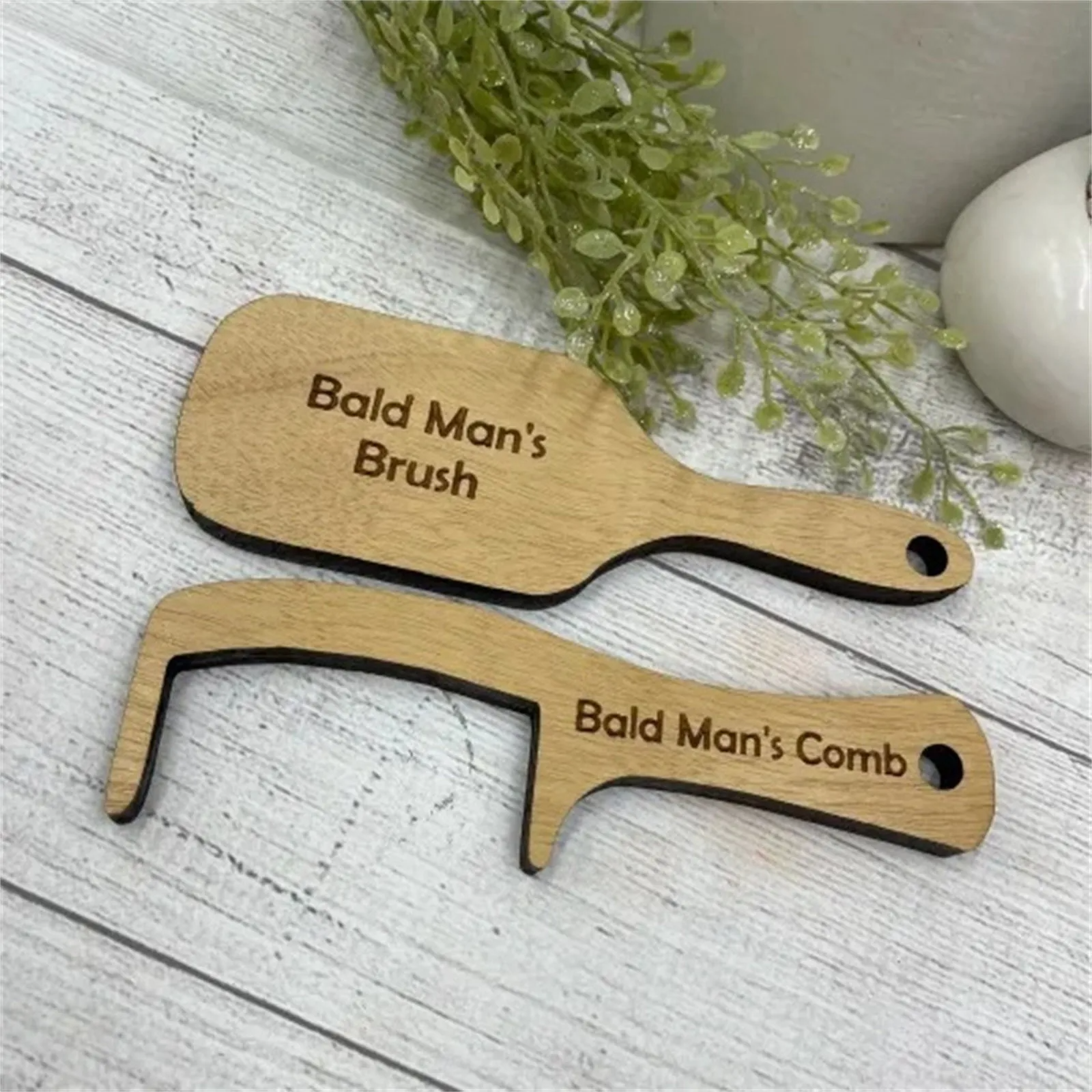 Funny Bald Man Grooming Tool N - Men'S Grooming Brush recension och pris